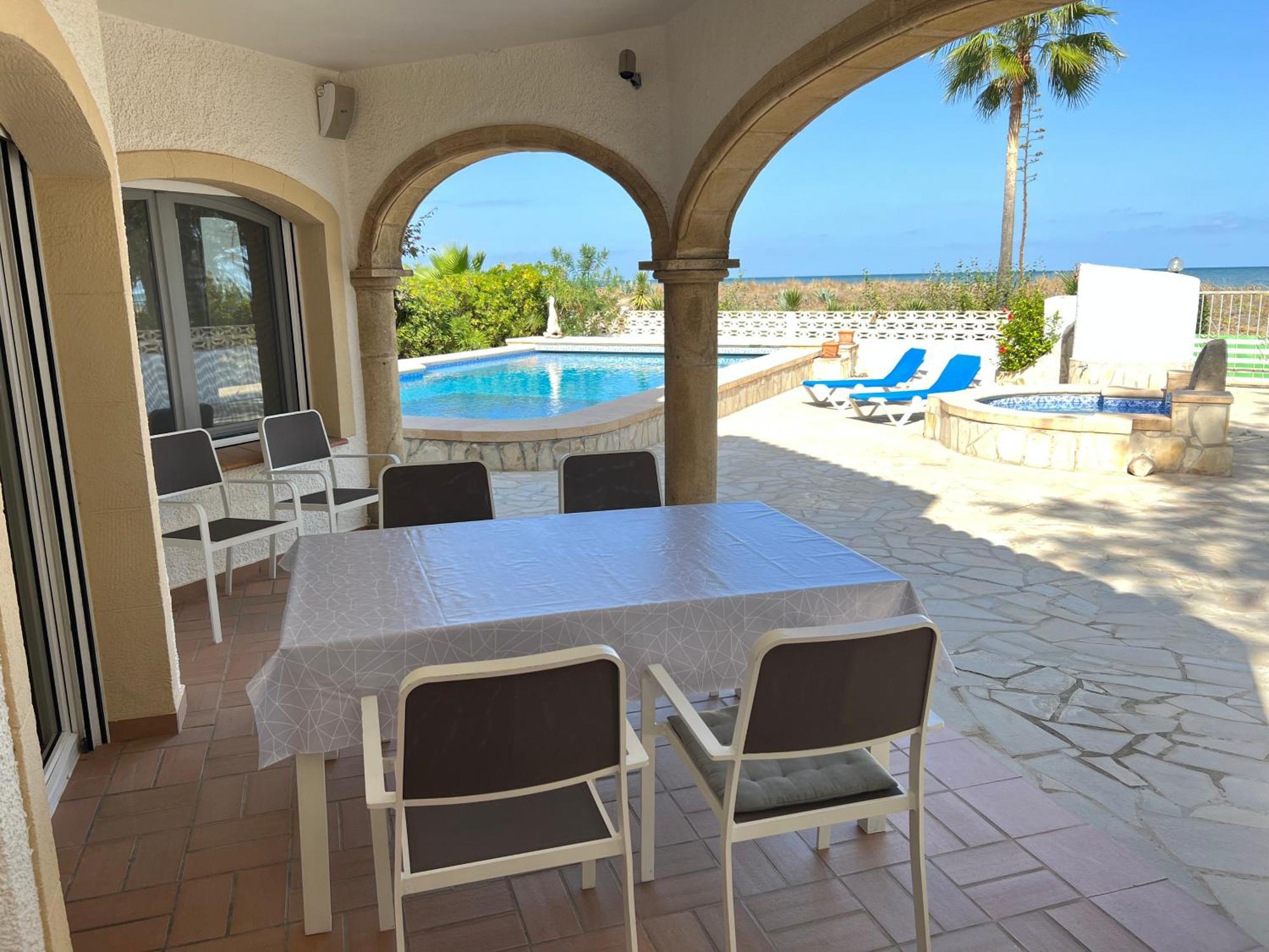 Chalet En La Playa Con Piscina Privada - Holavivienda Inmobiliaria Denia Εξωτερικό φωτογραφία